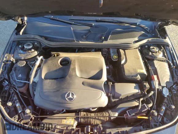 ✅ 2016 Mercedes-Benz CLA 250 • VIN: WDDSJ4GB4GN334166 • Lot: 92468685. Wystawiony na Copart z przebiegiem 74 572 mil. Bezpłatny archiwum sprzedaży aukcyjnych z USA i szczegółowy raport historii pojazdu na DreamBid. Zdjęcie 11.