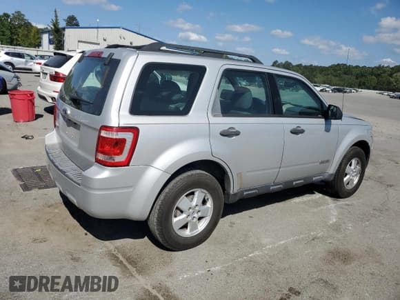 ✅ 2008 Ford Escape XLS • VIN: 1FMCU02ZX8KB15214 • Lot: 53585195. Listed on Copart with 241,310 mi. Free auction sales archive from the USA and detailed vehicle history report at DreamBid. Image 3.
