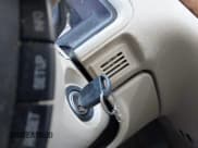 ✅ 2005 Ford Freestyle Limited • VIN: 1FMZK03115GA76441 • Lot: 41697920. Listed on IAAI with 216,365 mi. Free auction sales archive from the USA and detailed vehicle history report at DreamBid. Image 11.