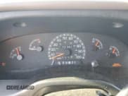 ✅ 1999 Ford Econoline Passenger XL • VIN: 1FBSS31L7XHB77111 • Lot: 52078295. Wystawiony na Copart z przebiegiem 141 461 mil. Bezpłatny archiwum sprzedaży aukcyjnych z USA i szczegółowy raport historii pojazdu na DreamBid. Zdjęcie 9.