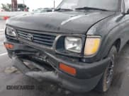 ✅ 1995 Toyota Tacoma • VIN: 4TAUN53B9SZ030962 • Lot: 43726772. Listed on IAAI with 331,885 mi. Free auction sales archive from the USA and detailed vehicle history report at DreamBid. Image 6.