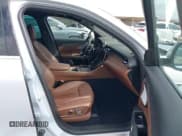 ✅ 2024 Maserati Grecale GT • VIN: ZN6PMDAA2R7447725 • Lot: 42492255. Wystawiony na IAAI z przebiegiem 8 650 mil. Bezpłatny archiwum sprzedaży aukcyjnych z USA i szczegółowy raport historii pojazdu na DreamBid. Zdjęcie 5.