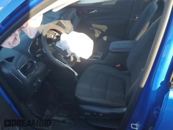 ✅ 2024 Chevrolet Equinox RS • VIN: 3GNAXWEGXRS148940 • Lot: 86818415. Wystawiony na Copart z przebiegiem 22 096 mil. Bezpłatny archiwum sprzedaży aukcyjnych z USA i szczegółowy raport historii pojazdu na DreamBid. Zdjęcie 7.