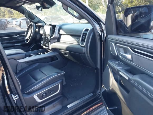 ✅ 2021 Ram 1500 Laramie • VIN: 1C6RREJT5MN544075 • Lot: 43603819. Listed on IAAI with 88,025 mi. Free auction sales archive from the USA and detailed vehicle history report at DreamBid. Image 5.