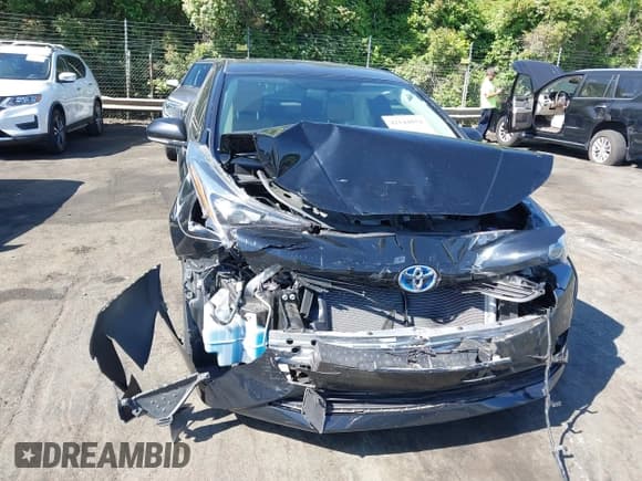 ✅ 2016 Toyota Prius Four • VIN: JTDKARFU1G3504389 • Lot: 42144034. Wystawiony na IAAI z przebiegiem 152 824 mil. Bezpłatny archiwum sprzedaży aukcyjnych z USA i szczegółowy raport historii pojazdu na DreamBid. Zdjęcie 6.