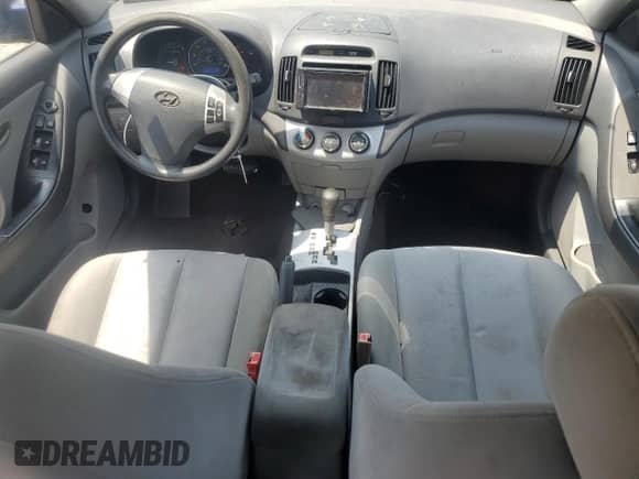 ✅ 2009 Hyundai Elantra SE • VIN: KMHDU46D09U752483 • Lot: 62558695. Wystawiony na Copart z przebiegiem 175 477 mil mil. Skorzystaj z bezpłatnego archiwum sprzedaży aukcyjnych z USA i zobacz szczegółowy raport historii pojazdu na DreamBid. Zdjęcie 8.