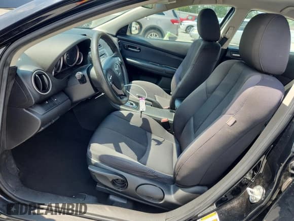 ✅ 2013 Mazda 6 i Sport • VIN: 1YVHZ8BH9D5M16450 • Lot: 71193405. Listed on Copart with 138,610 mi. Free auction sales archive from the USA and detailed vehicle history report at DreamBid. Image 7.