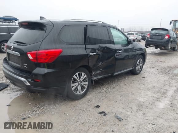 ✅ 2019 Nissan Pathfinder S • VIN: 5N1DR2MM6KC652196 • Lot: 43762210. Listed on IAAI with 53,730 mi. Free auction sales archive from the USA and detailed vehicle history report at DreamBid. Image 4.