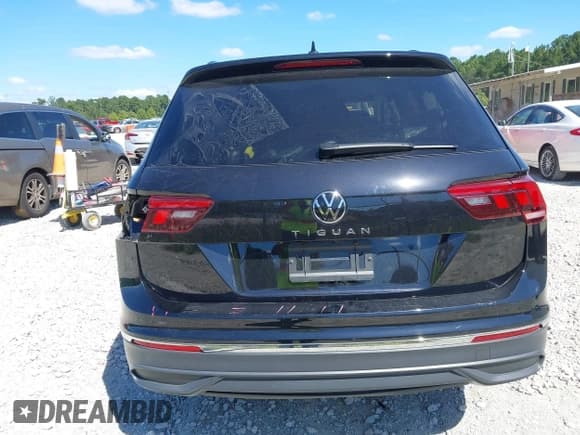 ✅ 2024 Volkswagen Tiguan S • VIN: 3VVRB7AX9RM113348 • Лот: 43115150. Опубликован ранее на IAAI с пробегом 9 065 миль. Бесплатный доступ к архиву аукционных продаж из США и подробный отчёт об истории автомобиля на DreamBid. Изображение 17.