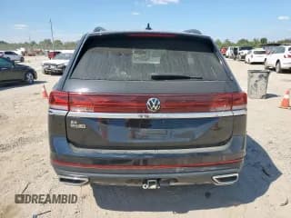 ✅ 2024 Volkswagen Atlas SE • VIN: 1V2WR2CA5RC500875 • Lot: 82411375. Wystawiony na Copart z przebiegiem 61 345 mil. Bezpłatny archiwum sprzedaży aukcyjnych z USA i szczegółowy raport historii pojazdu na DreamBid. Zdjęcie 6.