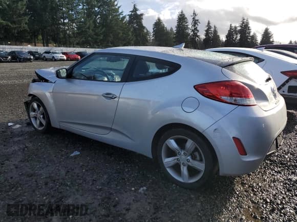 ✅ 2014 Hyundai Veloster • VIN: KMHTC6AD7EU216111 • Lot: 86656094. Wystawiony na Copart z przebiegiem 59 885 mil. Bezpłatny archiwum sprzedaży aukcyjnych z USA i szczegółowy raport historii pojazdu na DreamBid. Zdjęcie 2.