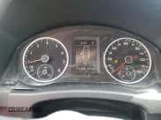 ✅ 2013 Volkswagen Tiguan S • VIN: WVGAV3AX8DW613212 • Lot: 61986515. Listed on Copart with 131,438 mi. Free auction sales archive from the USA and detailed vehicle history report at DreamBid. Image 9.