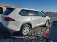 ✅ 2024 Toyota Highlander XLE • VIN: 5TDAAAB58RS025318 • Lot: 92800665. Listed on Copart with 27,713 mi. Free auction sales archive from the USA and detailed vehicle history report at DreamBid. Image 3.