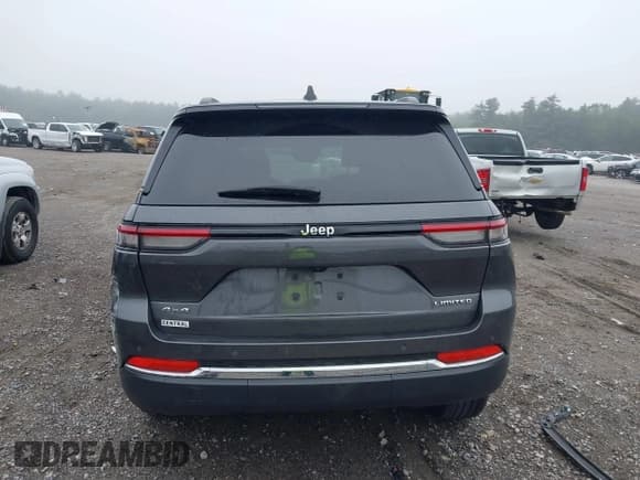 ✅ 2022 Jeep Grand Cherokee Limited • VIN: 1C4RJHBG8N8542971 • Lot: 40074278. Listed on IAAI with Not provided. Free auction sales archive from the USA and detailed vehicle history report at DreamBid. Image 16.