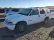 2004 Chevrolet Blazer LS with VIN 1GNDT13X94K153727, listed as a Copart auction lot 79039544 with 183,385 mi miles and Salvage title. Bid and sale history available at DreamBid. Image 1.