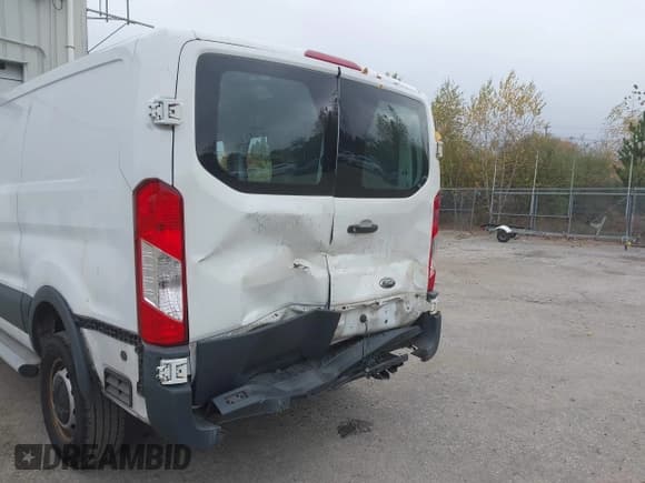 ✅ 2018 Ford Transit • VIN: 1FTYR1ZM6JKB16961 • Лот: 43501216. Опубликован ранее на IAAI с пробегом 126 789 миль. Бесплатный доступ к архиву аукционных продаж из США и подробный отчёт об истории автомобиля на DreamBid. Изображение 6.