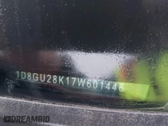 ✅ 2007 Dodge Nitro SXT • VIN: 1D8GU28K17W601446 • Lot: 41014232. Wystawiony na IAAI z przebiegiem 213 935 mil. Bezpłatny archiwum sprzedaży aukcyjnych z USA i szczegółowy raport historii pojazdu na DreamBid. Zdjęcie 9.