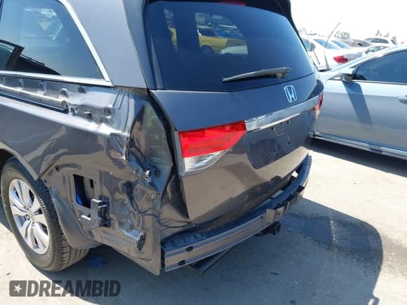 ✅ 2014 Honda Odyssey EX-L • VIN: 5FNRL5H63EB012561 • Lot: 43150266. Listed on IAAI with 117,126 mi. Free auction sales archive from the USA and detailed vehicle history report at DreamBid. Image 6.