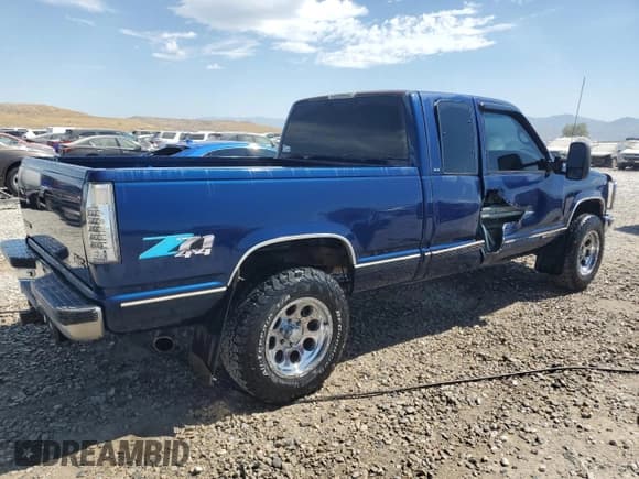 ✅ 1998 GMC Sierra 1500 • VIN: 1GTEK19R3WR515392 • Лот: 60257755. Опубликован ранее на Copart с пробегом 158 756 миль. Бесплатный доступ к архиву аукционных продаж из США и подробный отчёт об истории автомобиля на DreamBid. Изображение 3.