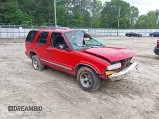 2000 Chevrolet Blazer LS с VIN 1GNCS13W4Y2107881, выставлен на аукционе IAAI как лот 42213621 с пробегом 290 625 миль миль и . История ставок и продаж доступна на DreamBid. Изображение 1.