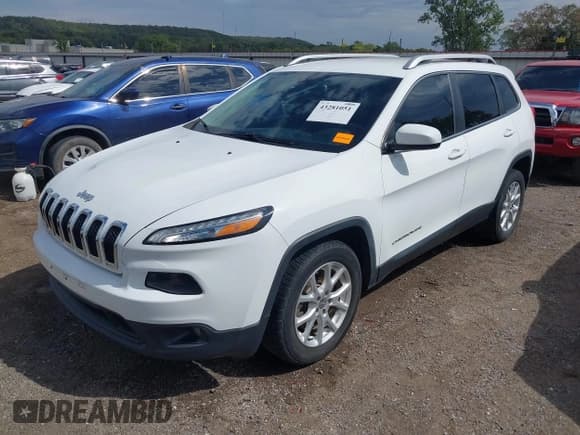✅ 2015 Jeep Cherokee Latitude • VIN: 1C4PJLCB7FW711890 • Лот: 43281051. Опубликован ранее на IAAI с пробегом 91 418 миль. Бесплатный доступ к архиву аукционных продаж из США и подробный отчёт об истории автомобиля на DreamBid. Изображение 2.