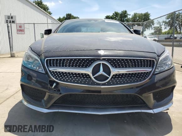 ✅ 2015 Mercedes-Benz CLS 550 • VIN: WDDLJ7DB1FA142655 • Лот: 56963035. Опубликован ранее на Copart с пробегом 168 484 миль. Бесплатный доступ к архиву аукционных продаж из США и подробный отчёт об истории автомобиля на DreamBid. Изображение 5.