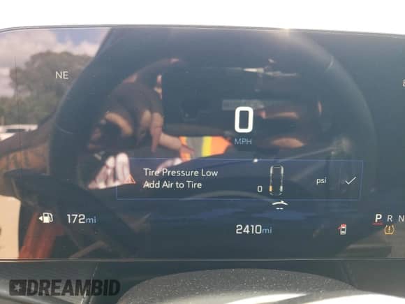 ✅ 2026 Chevrolet Equinox FWD LT • VIN: 3GNAXHEG7TL116220 • Lot: 84878745. Listed on Copart with 2,410 mi. Free auction sales archive from the USA and detailed vehicle history report at DreamBid. Image 9.