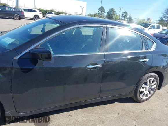 ✅ 2017 Nissan Altima SR • VIN: 1N4AL3AP2HC473178 • Lot: 41834628. Wystawiony na IAAI z przebiegiem 123 280 mil. Bezpłatny archiwum sprzedaży aukcyjnych z USA i szczegółowy raport historii pojazdu na DreamBid. Zdjęcie 14.