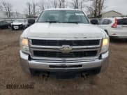 ✅ 2009 Chevrolet Silverado 2500HD Work Truck • VIN: 1GCHK49K89E146493 • Lot: 91787705. Wystawiony na Copart z przebiegiem 100 005 mil. Bezpłatny archiwum sprzedaży aukcyjnych z USA i szczegółowy raport historii pojazdu na DreamBid. Zdjęcie 5.