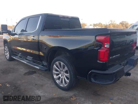 ✅ 2020 Chevrolet Silverado 1500 High Country • VIN: 3GCUYHEL9LG204193 • Lot: 43716850. Listed on IAAI with 112,797 mi. Free auction sales archive from the USA and detailed vehicle history report at DreamBid. Image 3.