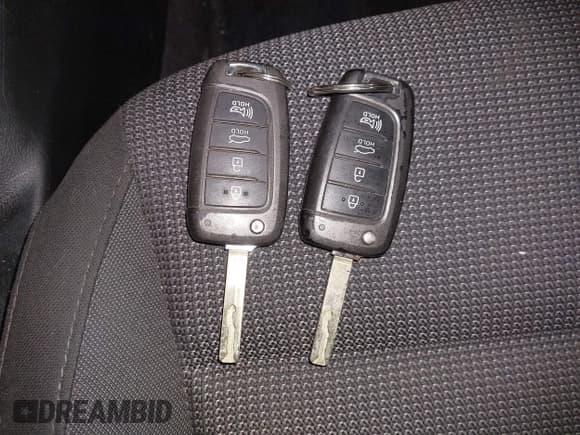 ✅ 2020 Hyundai Accent SE • VIN: 3KPC24A66LE111892 • Лот: 41784084. Опубликован ранее на IAAI с пробегом 143 184 миль. Бесплатный доступ к архиву аукционных продаж из США и подробный отчёт об истории автомобиля на DreamBid. Изображение 11.