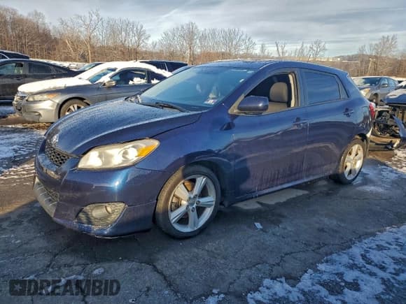 ✅ 2010 Toyota Matrix S • VIN: 2T1LE4EE0AC018063 • Lot: 94360495. Listed on Copart with 157,465 mi. Free auction sales archive from the USA and detailed vehicle history report at DreamBid. Image 1.