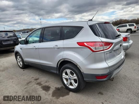 ✅ 2013 Ford Escape SE • VIN: 1FMCU9GX2DUC98229 • Lot: 92851515. Wystawiony na Copart z przebiegiem 92 181 mil. Bezpłatny archiwum sprzedaży aukcyjnych z USA i szczegółowy raport historii pojazdu na DreamBid. Zdjęcie 2.