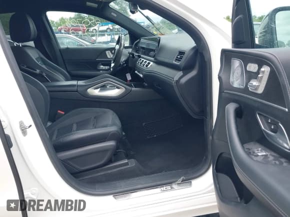 ✅ 2021 Mercedes-Benz GLE 63 S AMG • VIN: 4JGFD8KB0MA379217 • Lot: 42556716. Listed on IAAI with 34,850 mi. Free auction sales archive from the USA and detailed vehicle history report at DreamBid. Image 5.