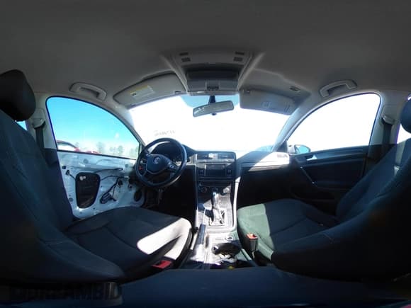 ✅ 2019 Volkswagen Golf S • VIN: 3VWG57AU8KM018351 • Lot: 41748156. Listed on IAAI with 94,276 mi. Free auction sales archive from the USA and detailed vehicle history report at DreamBid. Image 19.