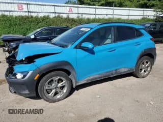 ✅ 2022 Hyundai Kona SEL • VIN: KM8K6CAB1NU807051 • Лот: 68684084. Опубликован ранее на Copart с пробегом 74 298 миль. Бесплатный доступ к архиву аукционных продаж из США и подробный отчёт об истории автомобиля на DreamBid. Изображение 1.