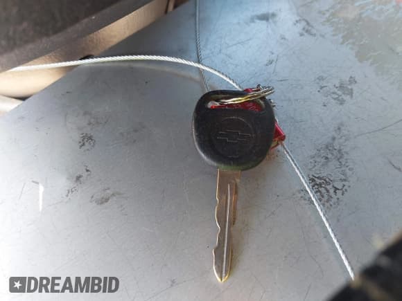 ✅ 2002 Chevrolet Suburban LS • VIN: 3GNEC16Z62G347203 • Лот: 41477015. Опубликован ранее на IAAI с пробегом 197 785 миль. Бесплатный доступ к архиву аукционных продаж из США и подробный отчёт об истории автомобиля на DreamBid. Изображение 11.