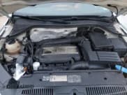 ✅ 2010 Volkswagen Tiguan S • VIN: WVGAV7AX6AW520790 • Lot: 93740975. Wystawiony na Copart z przebiegiem 141 303 mil. Bezpłatny archiwum sprzedaży aukcyjnych z USA i szczegółowy raport historii pojazdu na DreamBid. Zdjęcie 12.