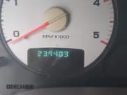 ✅ 2004 Dodge 2500 SLT • VIN: 3D7KA28C54G205658 • Лот: 42956339. Опубликован ранее на IAAI с пробегом 239 403 миль. Бесплатный доступ к архиву аукционных продаж из США и подробный отчёт об истории автомобиля на DreamBid. Изображение 14.