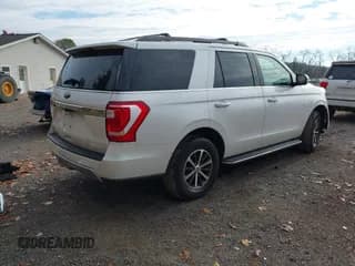 ✅ 2018 Ford Expedition XLT • VIN: 1FMJU1JT2JEA63074 • Lot: 43586618. Wystawiony na IAAI z przebiegiem 145 159 mil. Bezpłatny archiwum sprzedaży aukcyjnych z USA i szczegółowy raport historii pojazdu na DreamBid. Zdjęcie 4.