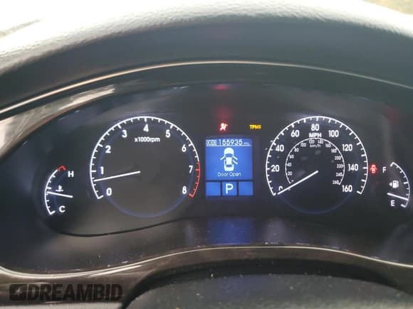 ✅ 2013 Hyundai Genesis 3.8L • VIN: KMHGC4DD9DU249899 • Лот: 91450185. Опубликован ранее на Copart с пробегом 155 935 миль. Бесплатный доступ к архиву аукционных продаж из США и подробный отчёт об истории автомобиля на DreamBid. Изображение 9.