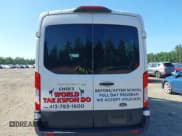 ✅ 2019 Ford Transit Passenger XL • VIN: 1FMZK1CM5KKA29969 • Lot: 42572089. Wystawiony na IAAI z przebiegiem 28 117 mil. Bezpłatny archiwum sprzedaży aukcyjnych z USA i szczegółowy raport historii pojazdu na DreamBid. Zdjęcie 16.