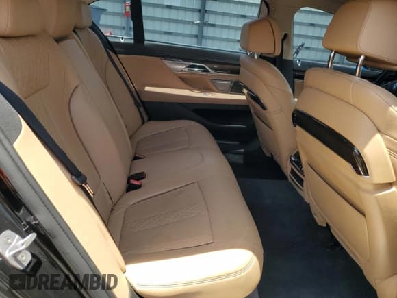 ✅ 2016 BMW 7 Series 740i • VIN: WBA7E2C58GG546644 • Лот: 58955835. Опубликован ранее на Copart с пробегом 90 671 миль. Бесплатный доступ к архиву аукционных продаж из США и подробный отчёт об истории автомобиля на DreamBid. Изображение 10.