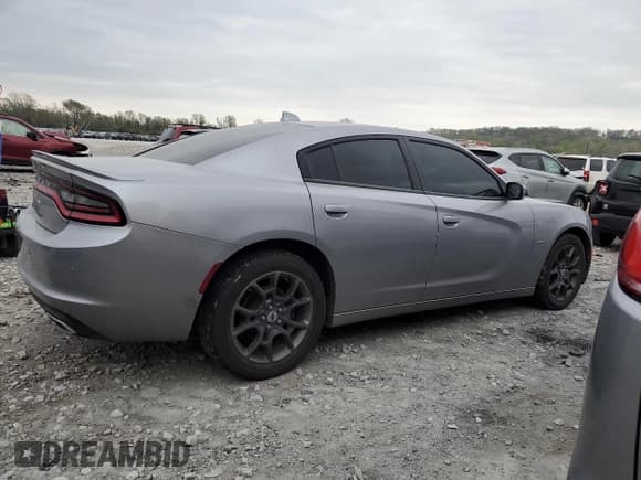 ✅ 2018 Dodge Charger GT • VIN: 2C3CDXJG2JH201437 • Lot: 53790775. Wystawiony na Copart z przebiegiem 143 214 mil. Bezpłatny archiwum sprzedaży aukcyjnych z USA i szczegółowy raport historii pojazdu na DreamBid. Zdjęcie 3.