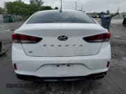 ✅ 2018 Hyundai Sonata SE • VIN: 5NPE24AF0JH613055 • Лот: 85412495. Опубликован ранее на Copart с пробегом 104 162 миль. Бесплатный доступ к архиву аукционных продаж из США и подробный отчёт об истории автомобиля на DreamBid. Изображение 6.