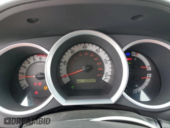 ✅ 2015 Toyota Tacoma PreRunner • VIN: 3TMJU4GNXFM193555 • Lot: 59618485. Listed on Copart with 63,552 mi. Free auction sales archive from the USA and detailed vehicle history report at DreamBid. Image 9.