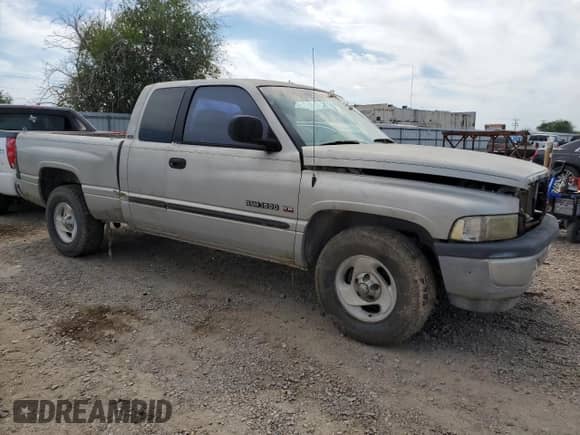 2001 Dodge 1500 с VIN 3B7HC13Y91G188869, выставлен на аукционе Copart как лот 69330904 с пробегом 116 163 миль миль и Списание • Salvage title. История ставок и продаж доступна на DreamBid. Изображение 4.
