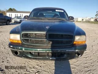 ✅ 1999 Dodge Dakota SLT • VIN: 1B7GL22Y2XS288588 • Lot: 75108764. Wystawiony na Copart z przebiegiem 179 766 mil. Bezpłatny archiwum sprzedaży aukcyjnych z USA i szczegółowy raport historii pojazdu na DreamBid. Zdjęcie 5.