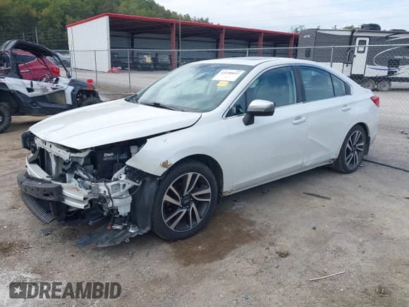 ✅ 2017 Subaru Legacy Special Sports • VIN: 4S3BNAS63H3054274 • Лот: 43198037. Опубликован ранее на IAAI с пробегом 85 962 миль. Бесплатный доступ к архиву аукционных продаж из США и подробный отчёт об истории автомобиля на DreamBid. Изображение 2.