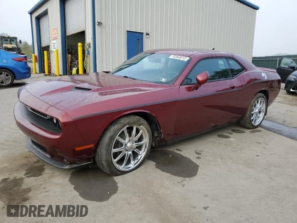 ✅ 2018 Dodge Challenger SXT Plus • VIN: 2C3CDZAG6JH132635 • Lot: 70364613. Wystawiony na Copart z przebiegiem 20 673 mil. Bezpłatny archiwum sprzedaży aukcyjnych z USA i szczegółowy raport historii pojazdu na DreamBid. Zdjęcie 1.